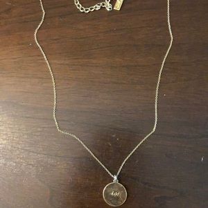 I do Kate spade necklace